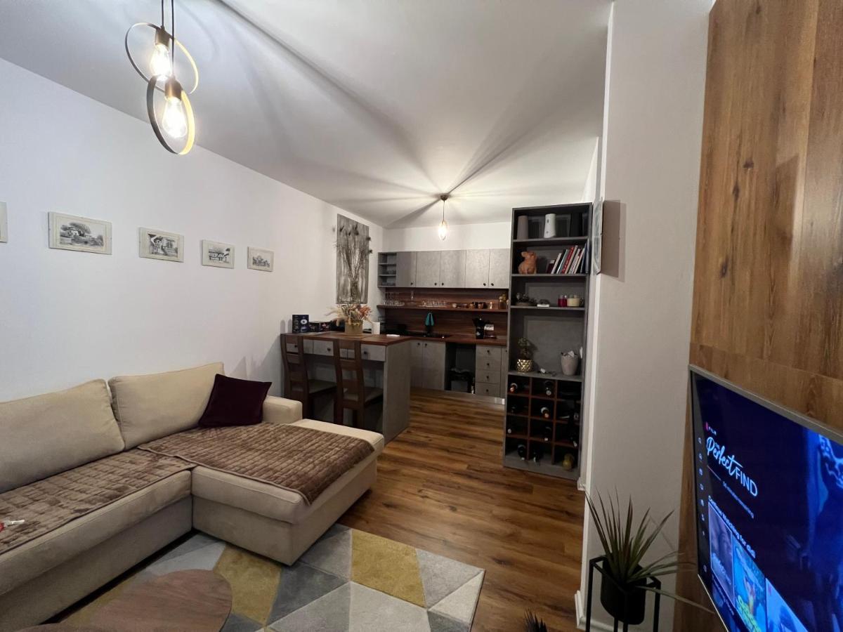 Zirkon City Rush Apartment Tiranë Eksteriør bilde