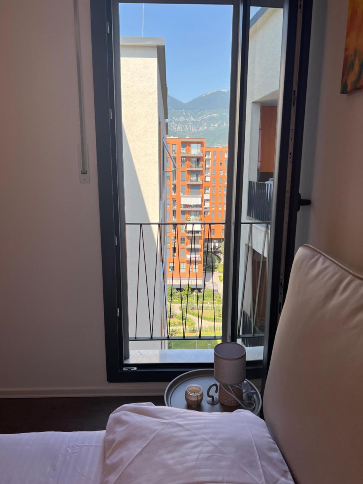 Zirkon City Rush Apartment Tiranë Eksteriør bilde
